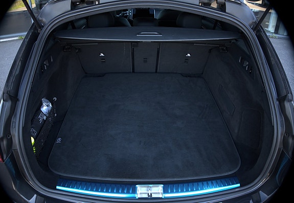 Mercedes-Benz E220 18 of 21