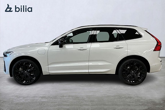 Volvo XC60 2 of 5