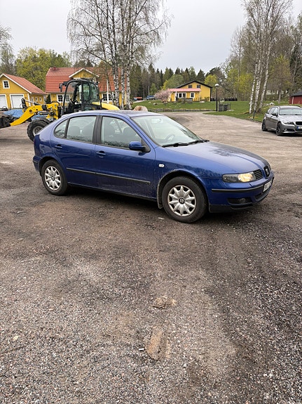 Seat Leon 2 of 4