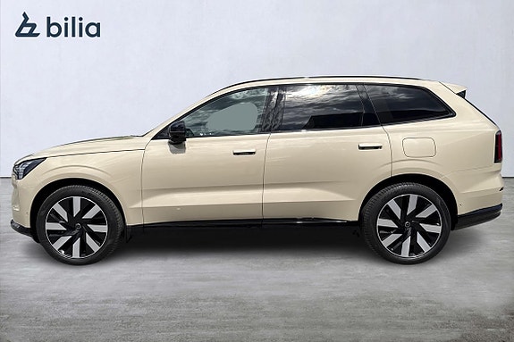 Volvo EX90 3 of 5