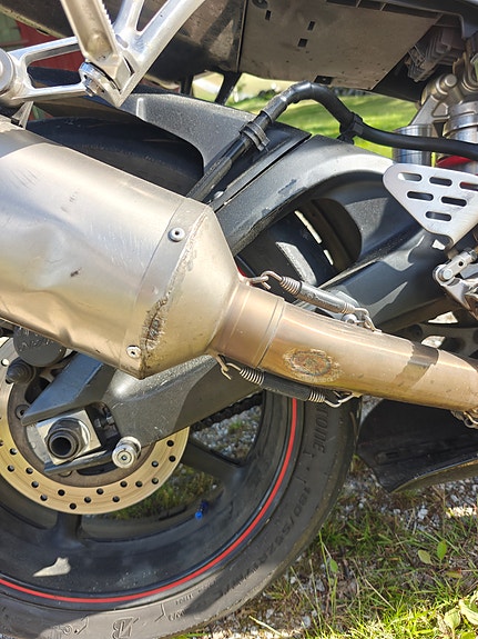 Yamaha YZF-R6 6 of 8
