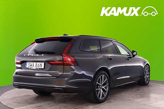 Volvo V90 4 of 5