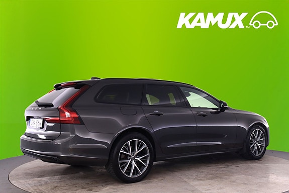 Volvo V90 2 of 5