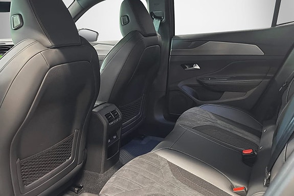 Peugeot 408 13 of 16