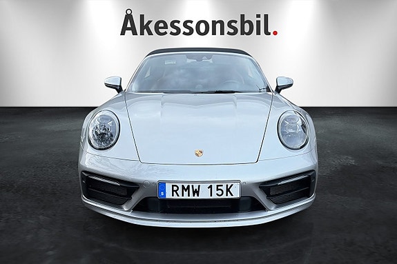 Porsche 911 3 of 9