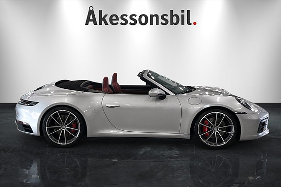 Porsche 911 12 of 16