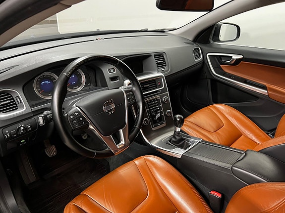 Volvo V60 5 of 5