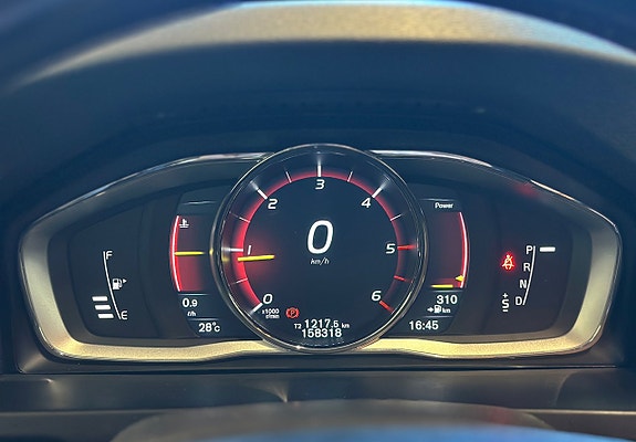 Volvo S60 17 of 30