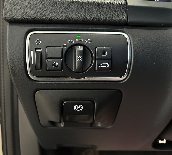 Volvo S60 26 of 30
