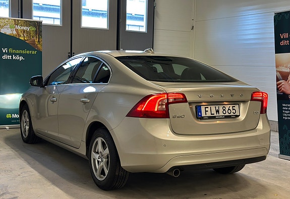 Volvo S60 6 of 30