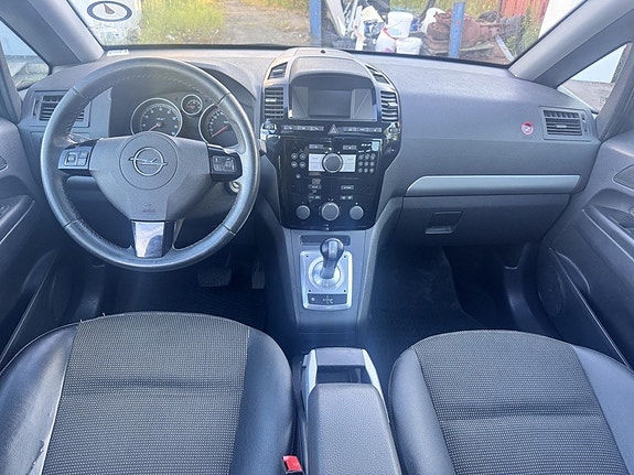 Opel Zafira 5 of 5