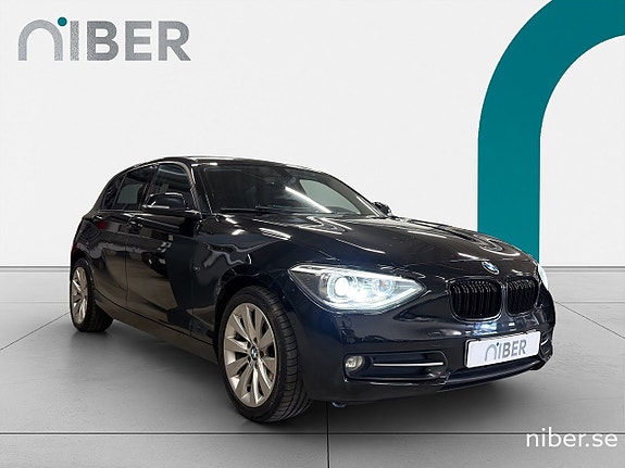 BMW 118d 3 of 5