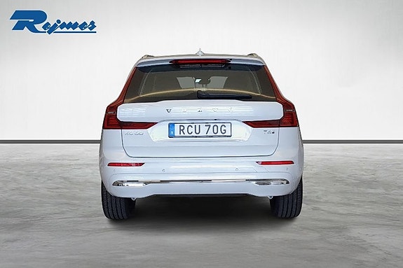 Volvo XC60 4 of 24