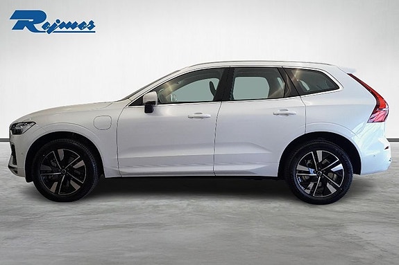 Volvo XC60 3 of 24