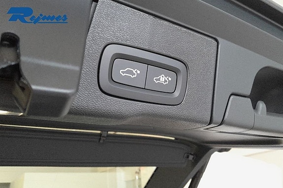 Volvo XC60 18 of 24
