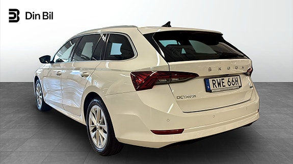Skoda Octavia 3 of 5