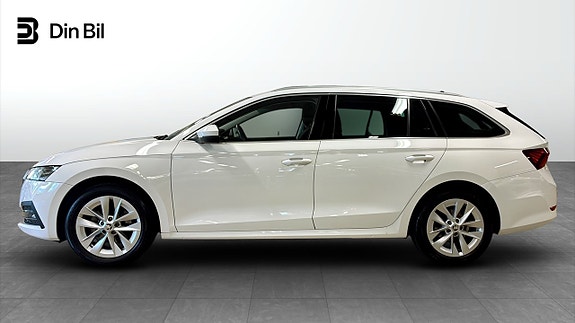 Skoda Octavia 2 of 5