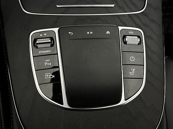 Mercedes-Benz E300 29 of 30