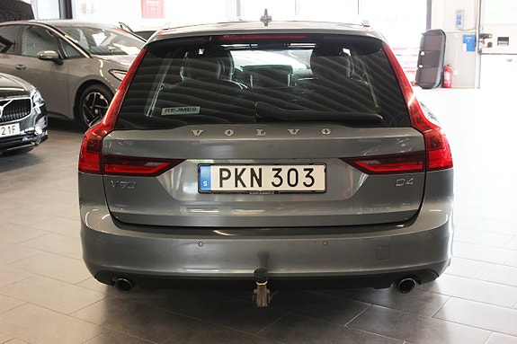 Volvo V90 8 of 19