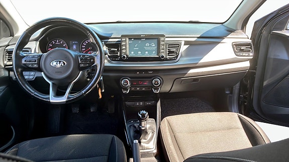 Kia Rio 4 of 5