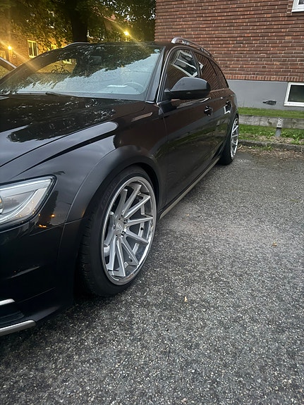 Audi A6 allroad 3 of 5
