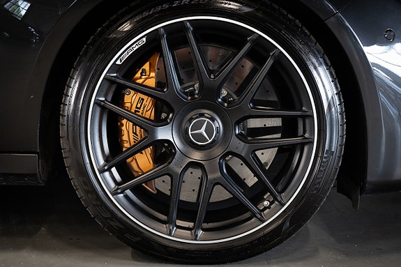 Mercedes-Benz E63 10 of 30