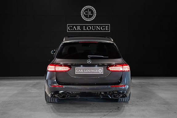 Mercedes-Benz E63 4 of 5