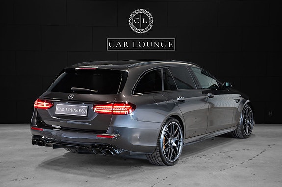 Mercedes-Benz E63 3 of 5