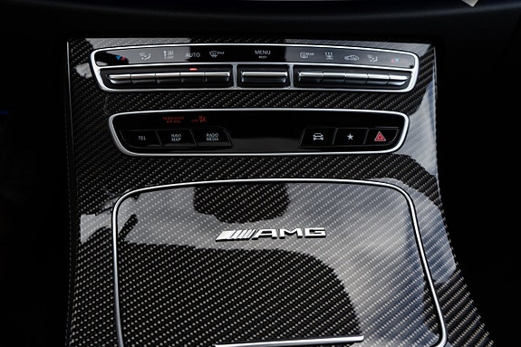 Mercedes-Benz E63 18 of 30