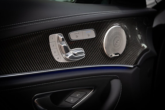 Mercedes-Benz E63 19 of 30