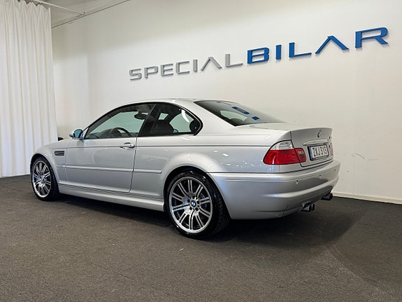 BMW M3 3 of 5