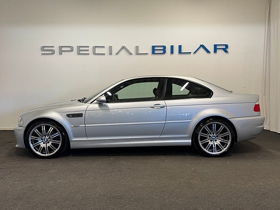 BMW M3 2 of 5