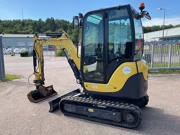 Yanmar SV 22 2 of 11