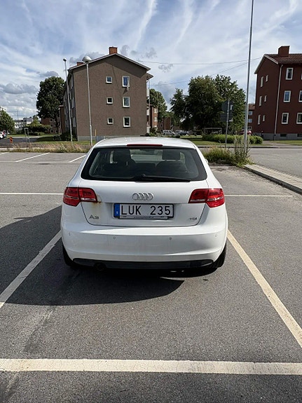 Audi A3 4 of 5