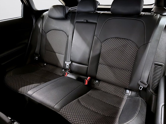 Kia Ceed 9 of 17
