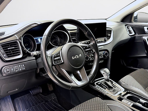 Kia Ceed 8 of 17