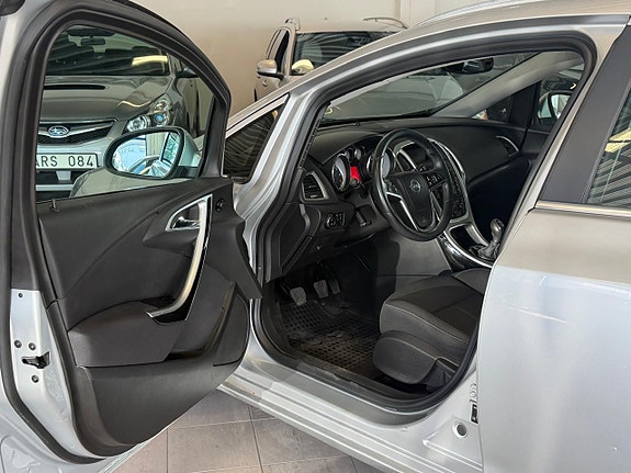 Opel Astra 5 of 5