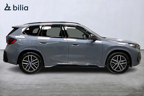 BMW X1 2 of 5