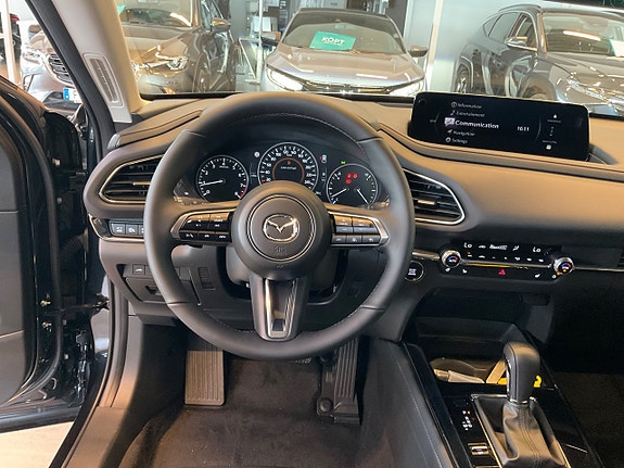 Mazda CX-30 13 of 13