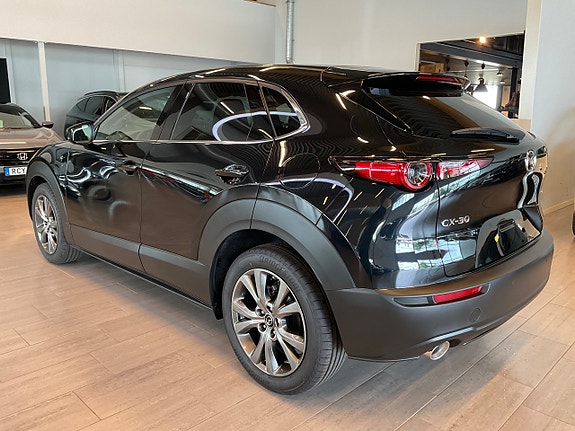 Mazda CX-30 8 of 13