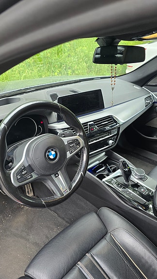 BMW 530i 13 of 13