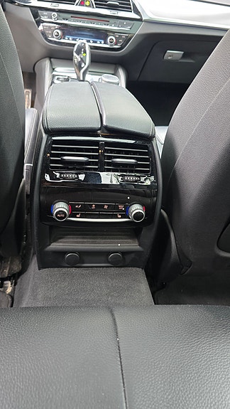 BMW 530i 10 of 13