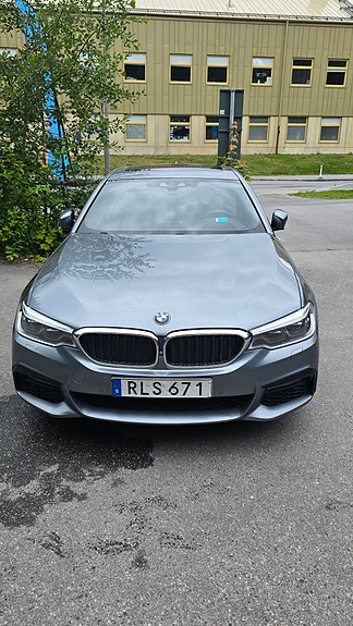 BMW 530i 12 of 13