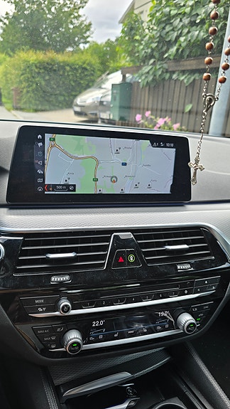 BMW 530i 8 of 13