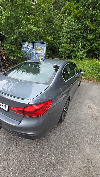 BMW 530i 6 of 13
