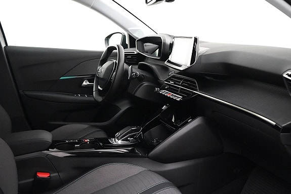 Peugeot 208 14 of 22