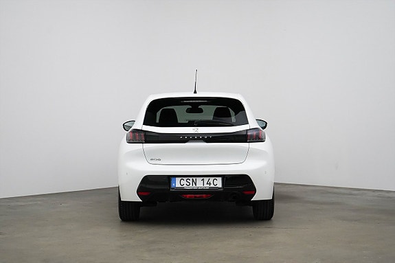 Peugeot 208 18 of 22