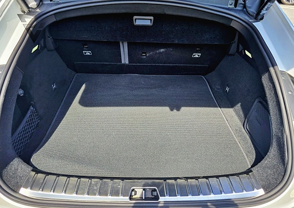Polestar 4 12 of 30