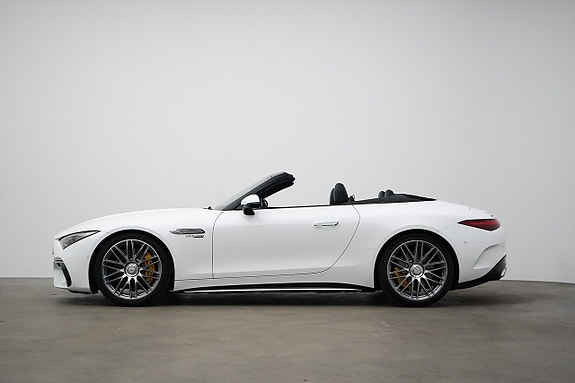 Mercedes-Benz AMG GT Coupe 4 of 5