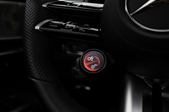 Mercedes-Benz AMG GT Coupe 11 of 30